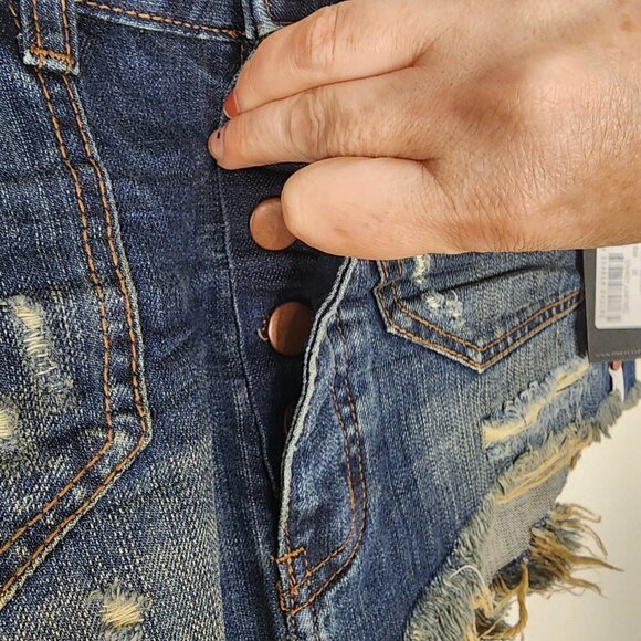 NWT One Teaspoon Cowboy Junkyard Distressed Frayed Hem Mini Jean Skirt Size 25 - Picture 12 of 16